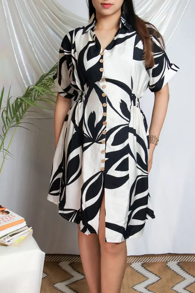 Tropical Leaf Dress (Ivory Black)