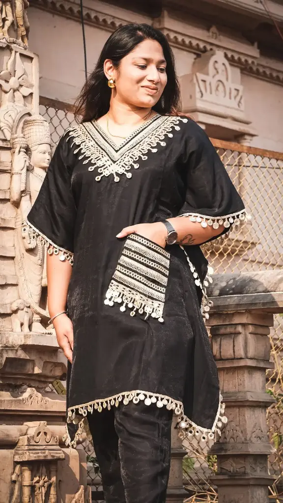 Black kaftan set 